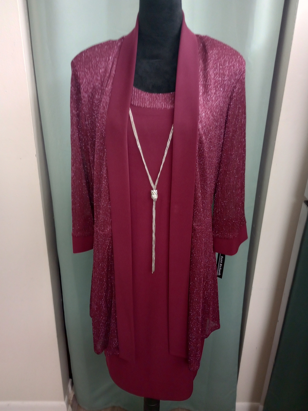 Shimmery RM Richards 2piece Evening Dress In Rich Wine Coloring!.